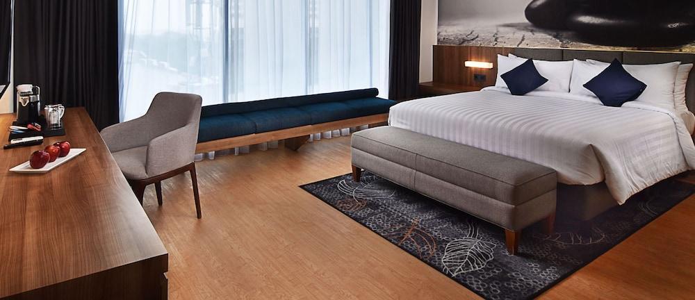 Aston Sidoarjo City Hotel & Conference Center Buitenkant foto
