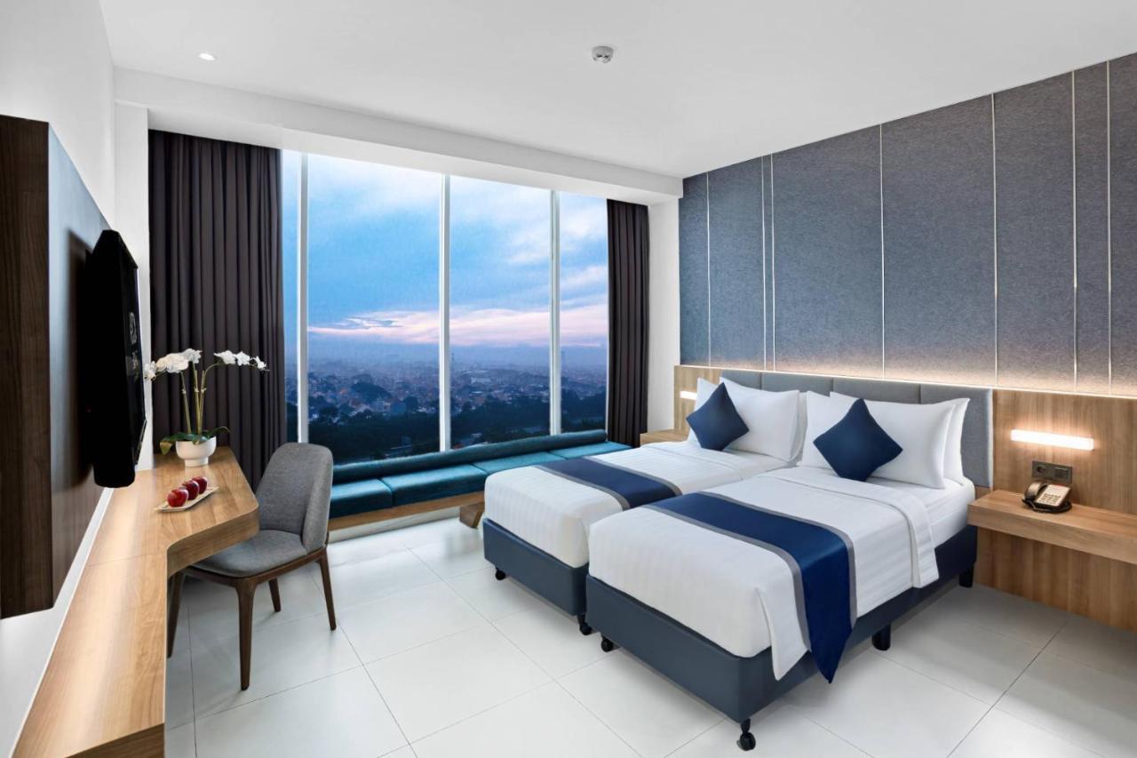 Aston Sidoarjo City Hotel & Conference Center Buitenkant foto
