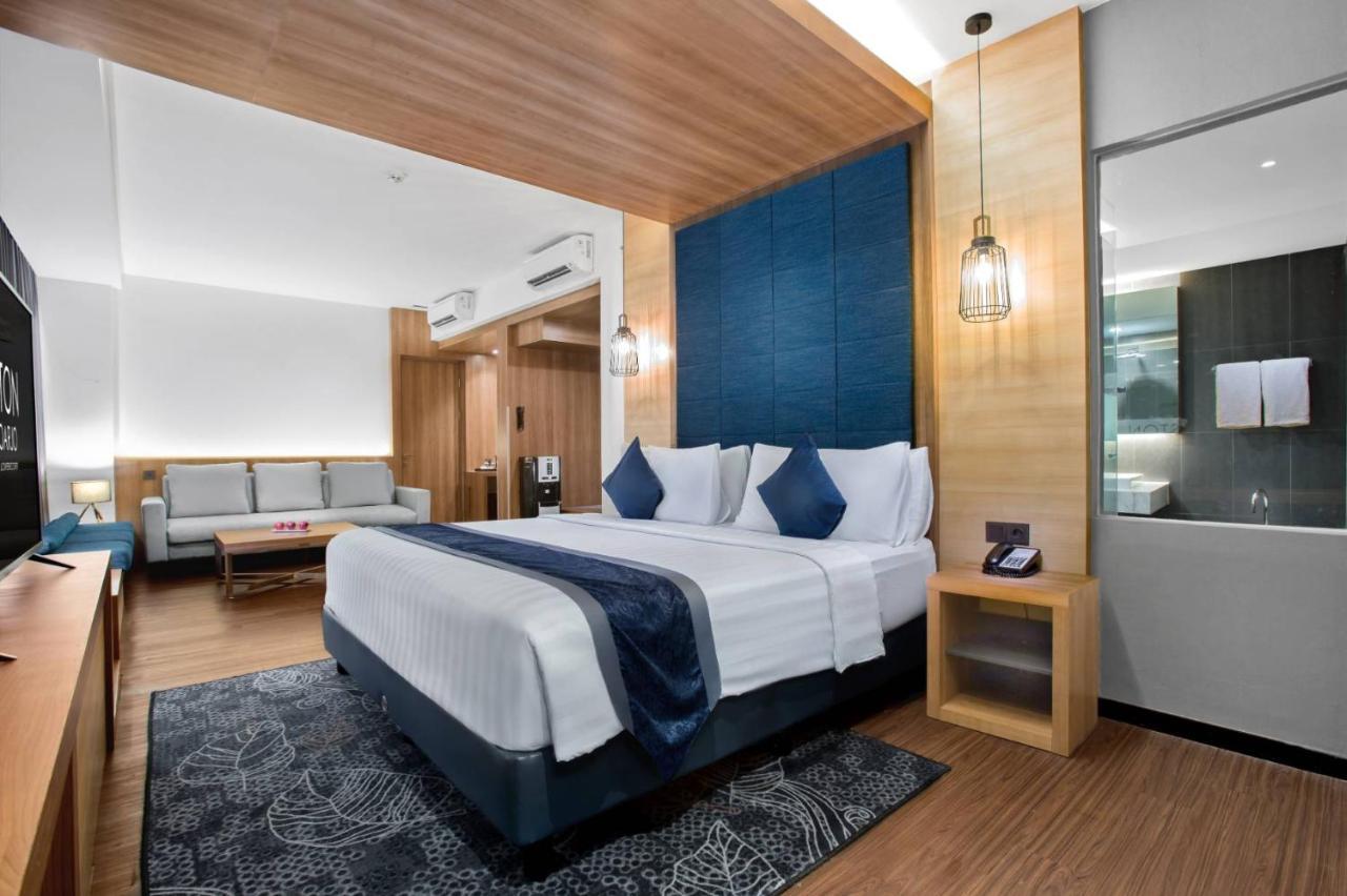 Aston Sidoarjo City Hotel & Conference Center Buitenkant foto