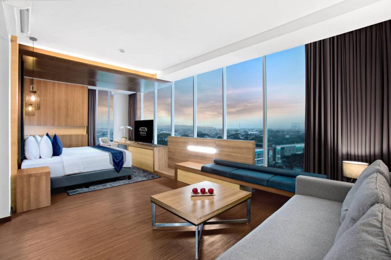 Aston Sidoarjo City Hotel & Conference Center Buitenkant foto
