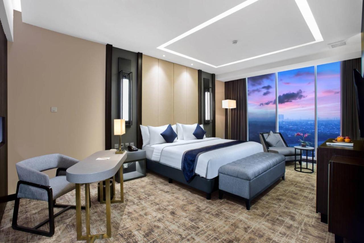Aston Sidoarjo City Hotel & Conference Center Buitenkant foto