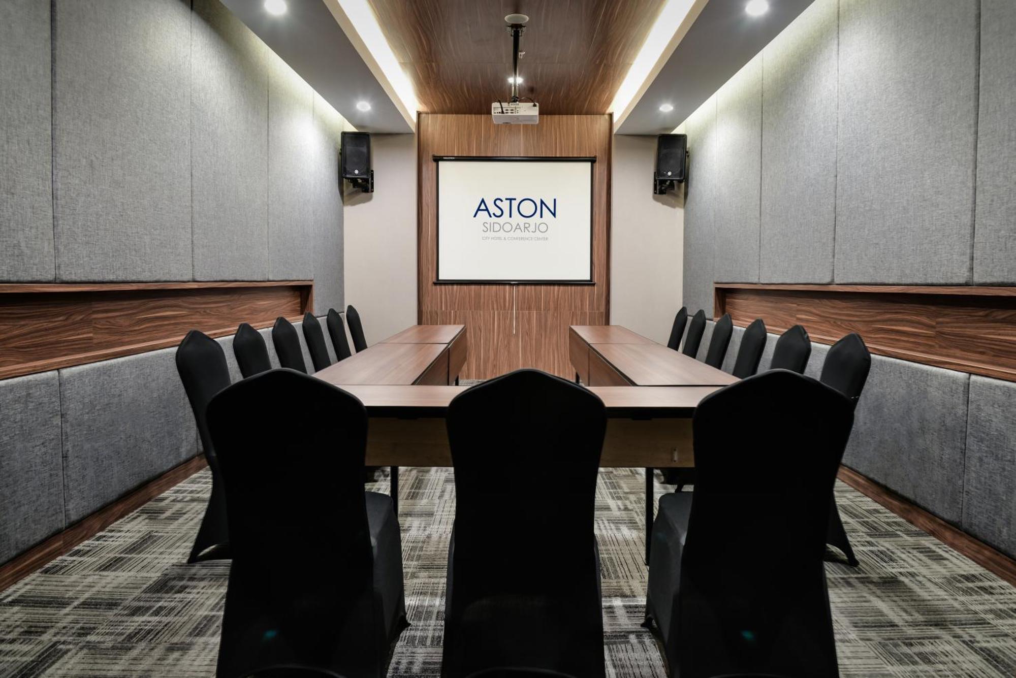 Aston Sidoarjo City Hotel & Conference Center Buitenkant foto